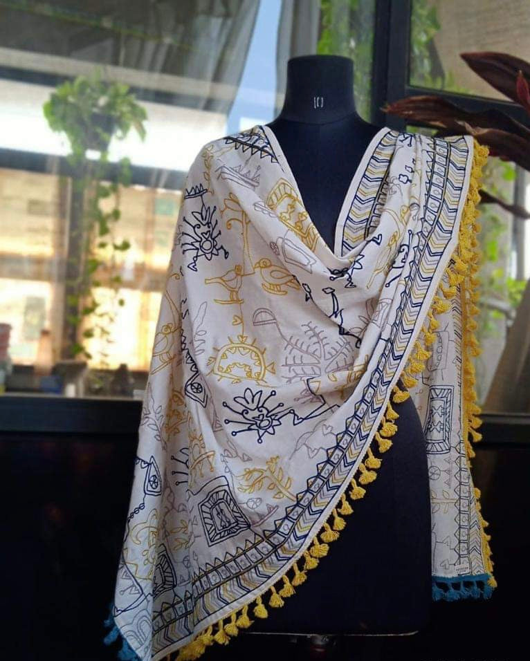 Off White Traditional Dupatta/ Shawl