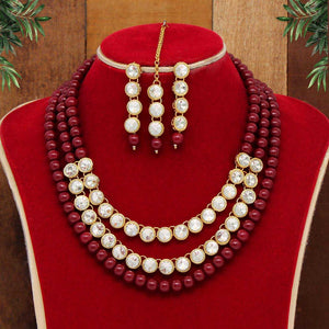 Maroon Kundan Ser With Maang Tikka and Earrings