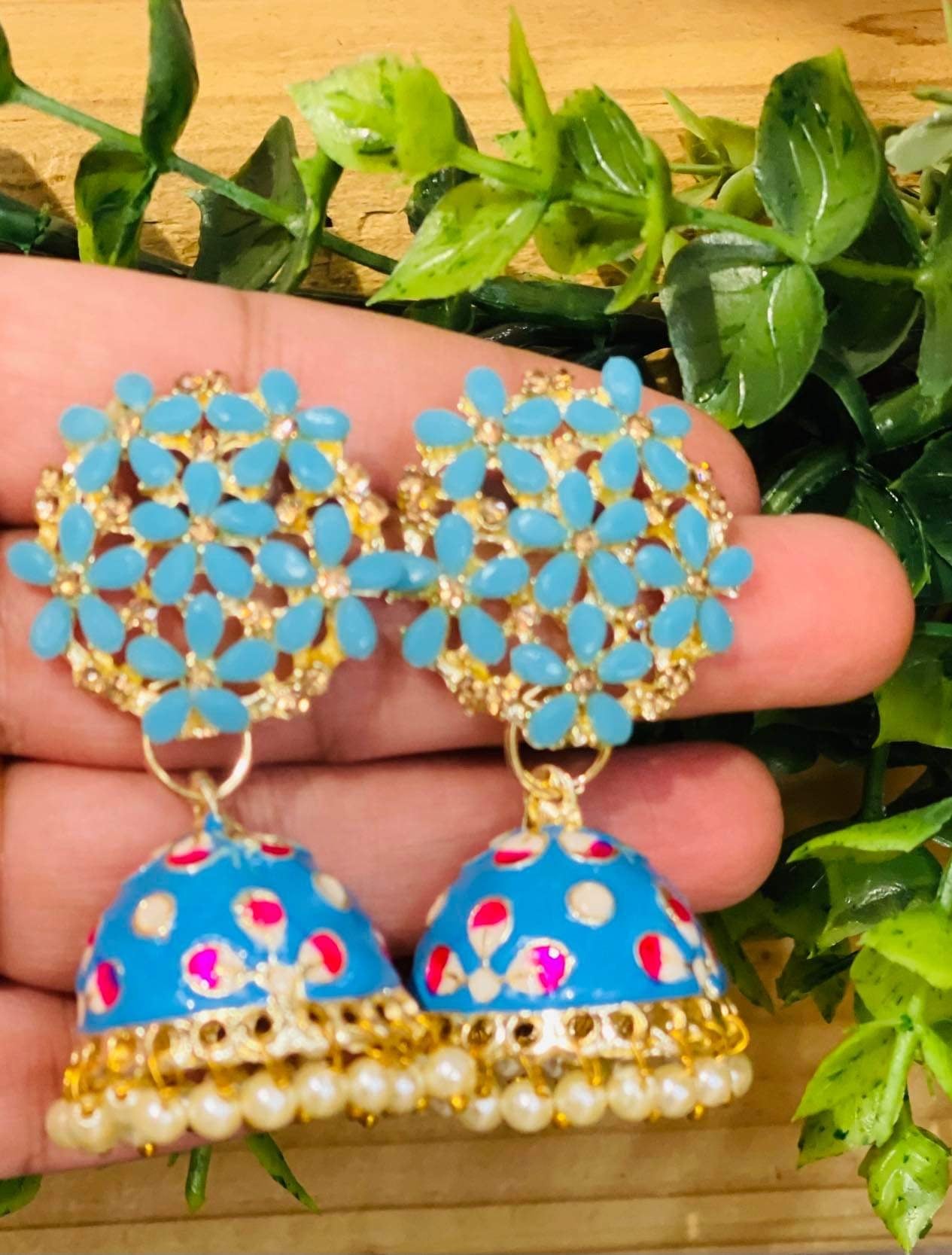 Meenakari Zhumki